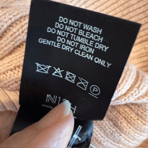 NEW! N12H Gigi Sweater Dusty Rose Mock Neck Shoulder Cut Out Rib Knit Size XS - Picture 9 of 12